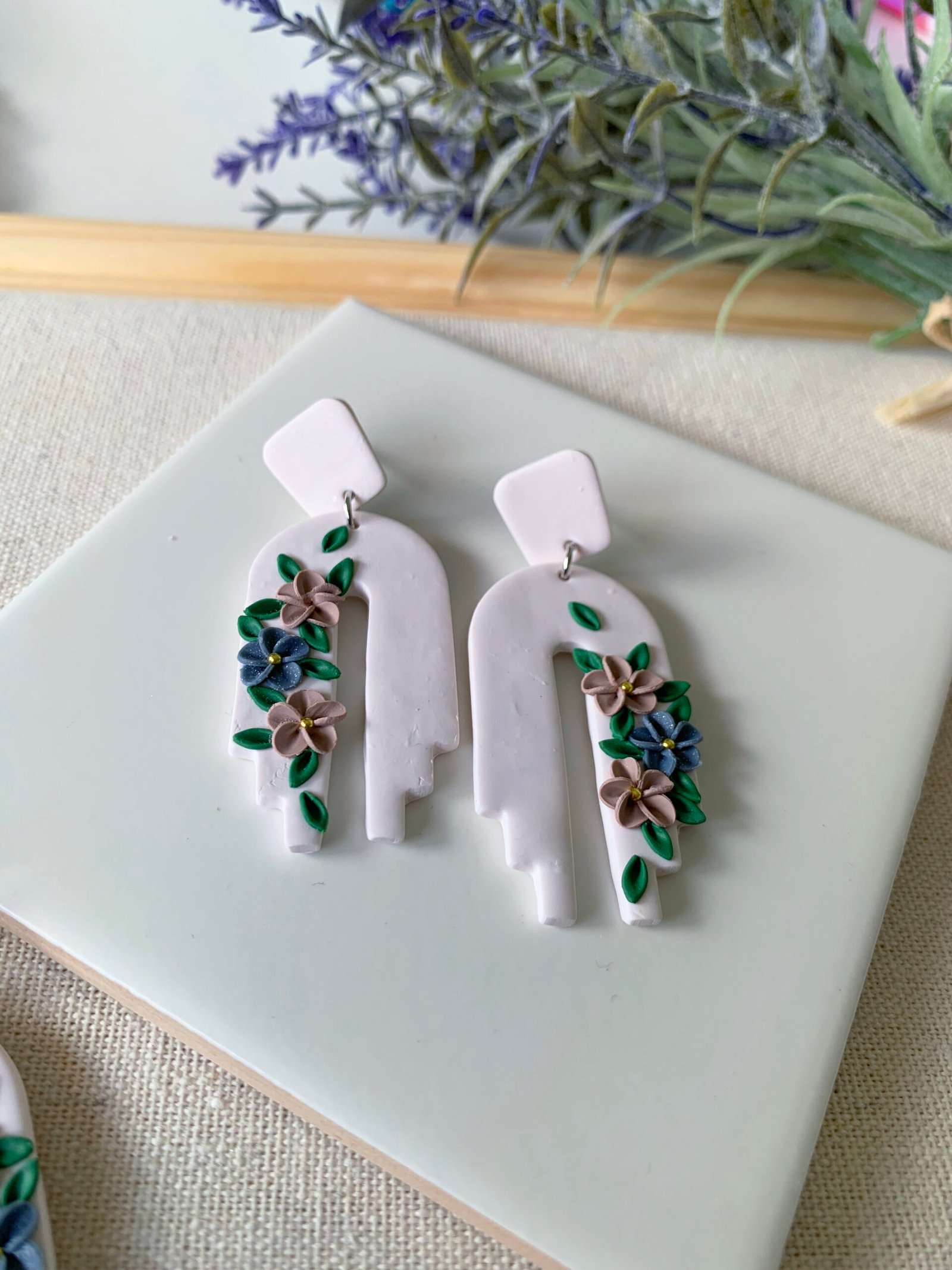 Classic peach & blue florals on white dangling ear studs - Image 2